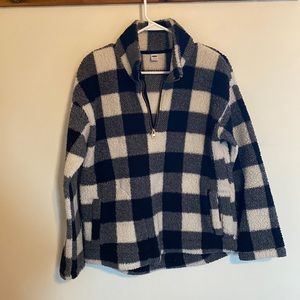 Sherpa black and white Buffalo plaid pull over sweater